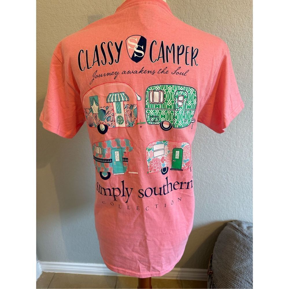 Simply Southern Classy Camper Pink Shirt - Size Small - Picture 2 of 8